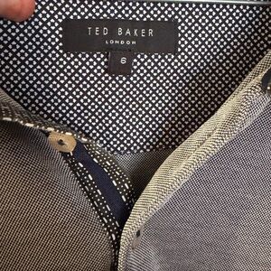 Ted Baker Monochrome Geometric Shirt Size 6 (2X)